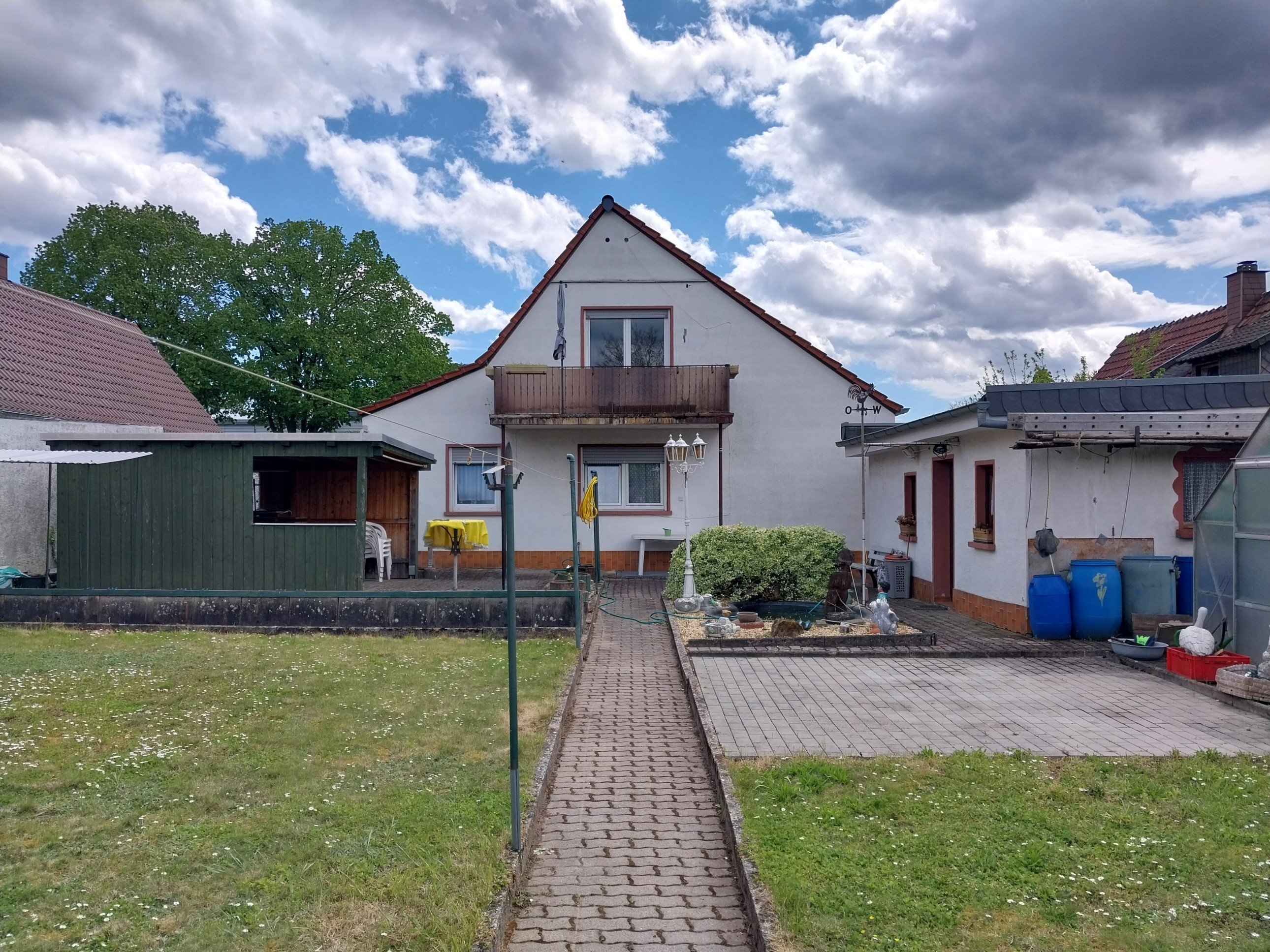 Foto +++ F�r meine FAMILIE mit gro�em Garten +++